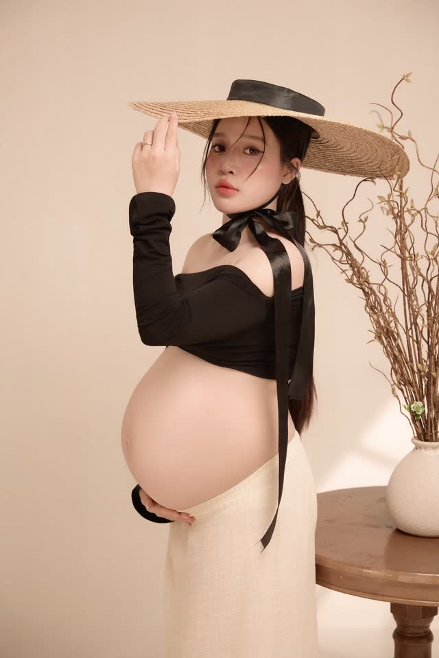 Concept nón lá, nắng xiên